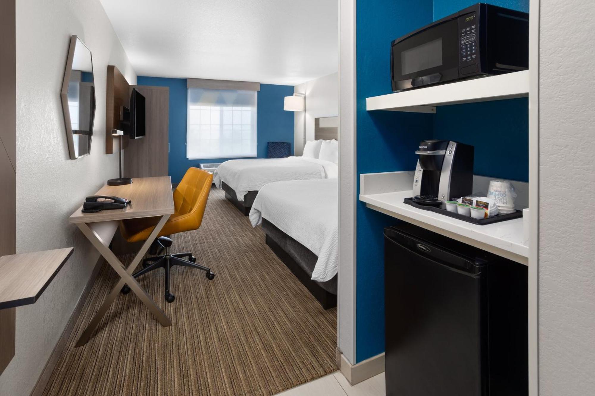 Holiday Inn Express Hotel & Suites Acme-Traverse City By Ihg Exterior photo